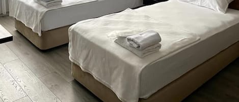 Egyptian cotton sheets, premium bedding, minibar, free WiFi