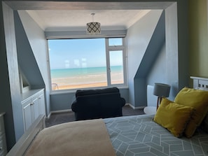 4 bedrooms, iron/ironing board, travel crib, free WiFi