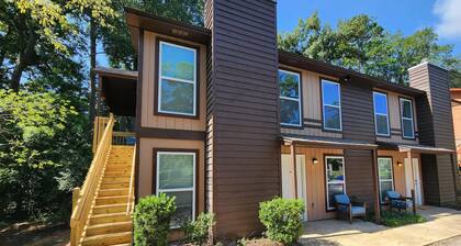 3 miles to FSU- Upper Midtown! Meridian Rd Comfy!