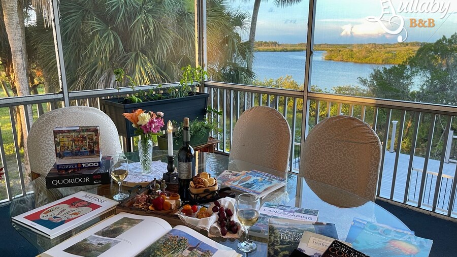 Crystal River Lullaby B&B