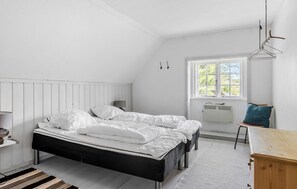 4 soverom, reiseseng for barn og wi-fi (inkludert)