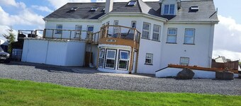 Beautiful Rural Ground Floor Flat with Waterfront View