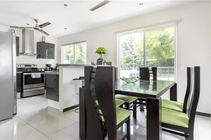 Fridge, microwave, oven, coffee/tea maker
