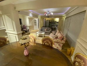 Living area - Lovely apartment in the heart of Cairo (Cairo Governorate)