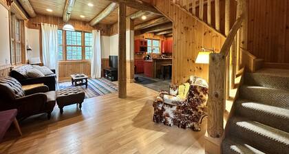 Cozy Winter Hideaway Near Sugarloaf Mountain with Ski Shuttle Access