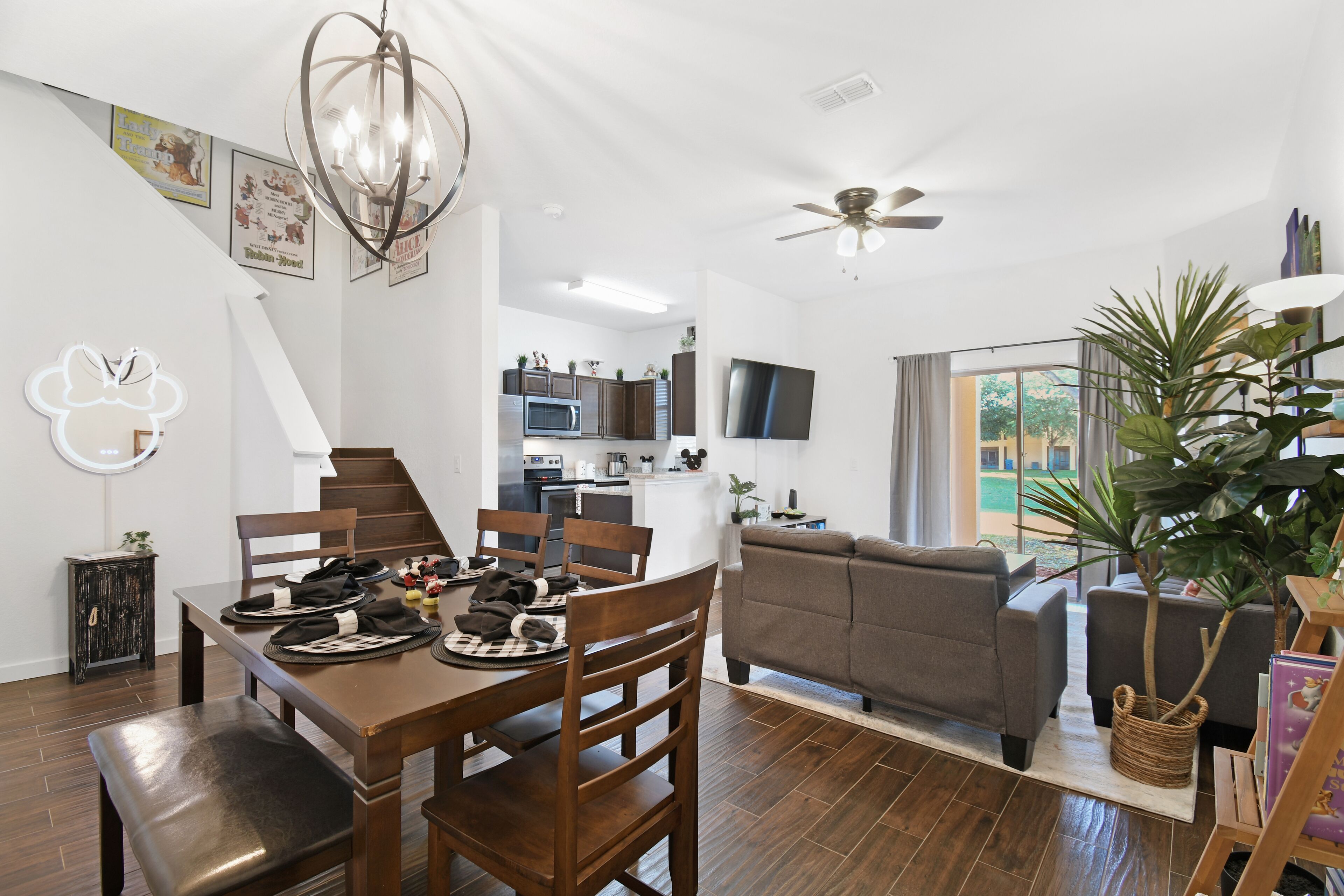 Disney Themed★Sleeps 10★Lazy River★12 mi to Parks!