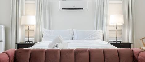 1 bedroom, desk, iron/ironing board, free WiFi