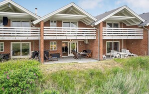 Outdoor dining - Amazing home in Rømø with kitchen (Rømø)