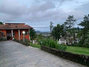 Overnatningsstedets område