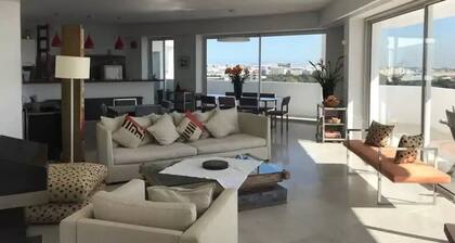Penthouse de Luxe Ă Tunis. Vous Allez L'adorer