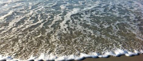 サンラウンジャー、ビーチタオル