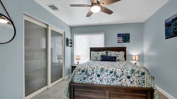 3 bedrooms, iron/ironing board, free WiFi, bed sheets