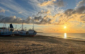 Plage à proximité, pêche sur place