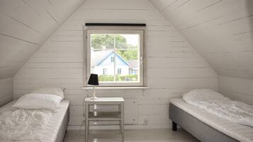 4 soveværelser, strygejern/strygebræt, sengetøj