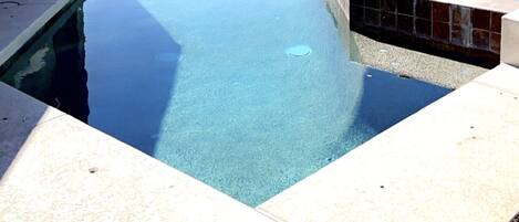 Udendørs pool, opvarmet pool