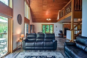 Smart-TV og DVD-spiller