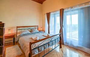 1 bedroom, in-room safe, travel crib, free WiFi - Stunning home in Sopron with WiFi (Sopron)