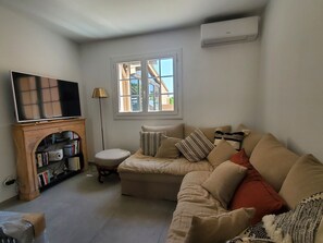 TV
