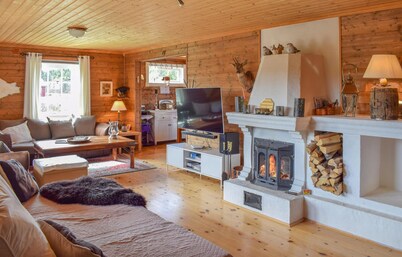 Amazing home in Leira i Valdres