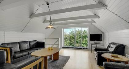 Schönes Haus in Vestervig mit Innenpool