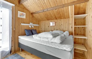 4 عدّة غرف نوم وسرير سفر وواي فاي مجانًا