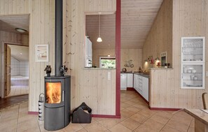 Interior - 4 bedroom beautiful home in Oksbøl (Oksbøl)