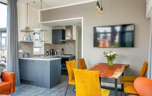 KĂŒhlschrank, Herdplatte, GeschirrspĂŒler