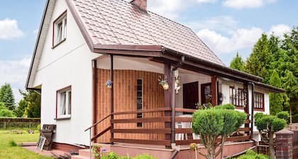 2 bedroom beautiful home in Dominikowo