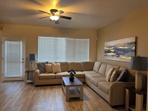 スマートテレビ、暖炉