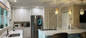 Stylish & Newly Renovated Home – Prime Location!