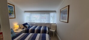 2 bedrooms, iron/ironing board, WiFi, bed sheets