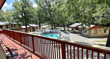 DRIFTWOOD RESORT BULL SHOALS