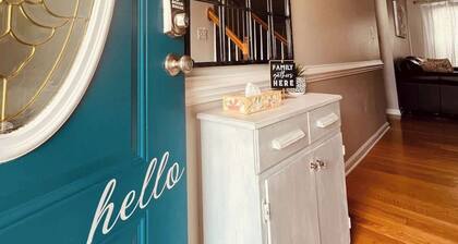 Easy I-95 Airport Stop Golf Cart Gym FirePit PetOK