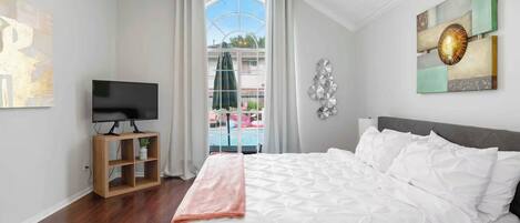 4 多间卧室、办公桌、熨斗/熨衣板、WiFi