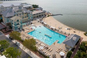 Piscine couverte, piscine chauffée