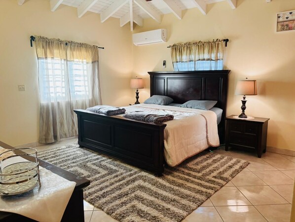 3 bedrooms, iron/ironing board, free WiFi, bed sheets