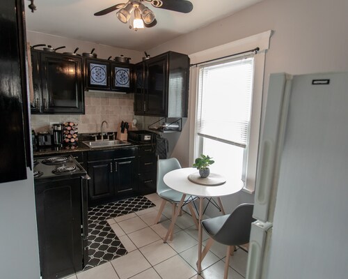 2 BEAUTIFUL BEDROOM HOME IN ROSELLE PARK