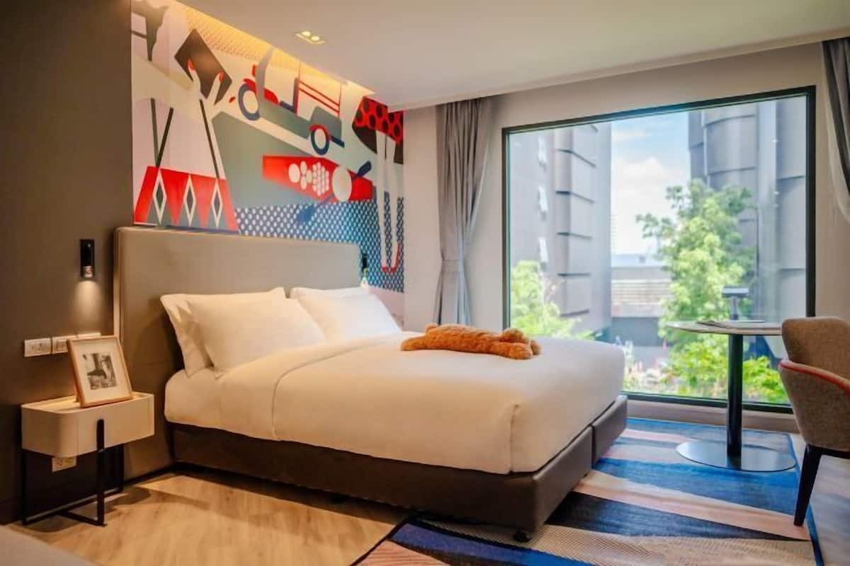 1 bedroom, minibar, in-room safe, desk