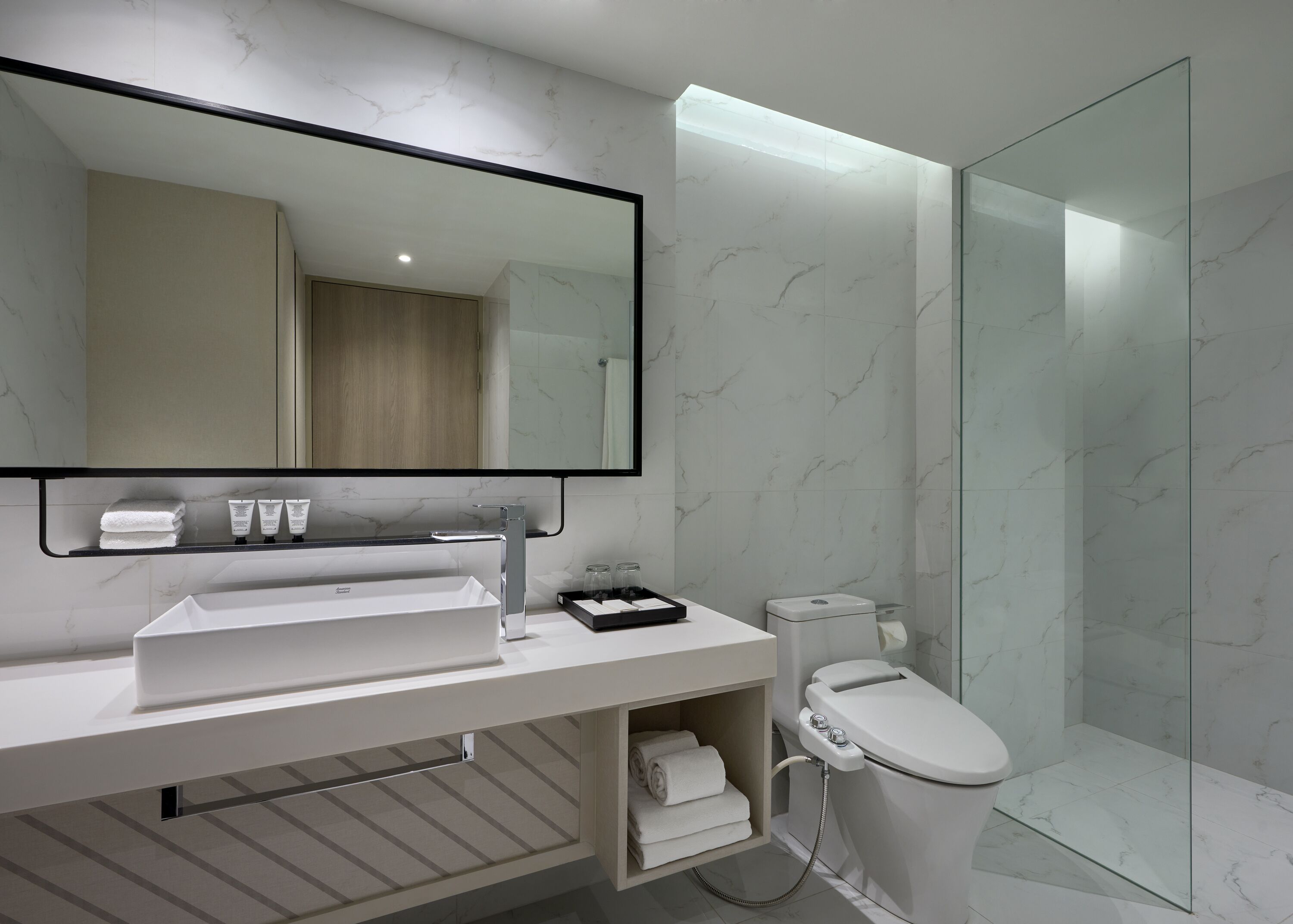 Photo - Oakwood Studios Sukhumvit Bangkok