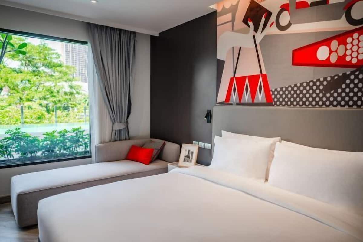 1 bedroom, minibar, in-room safe, desk
