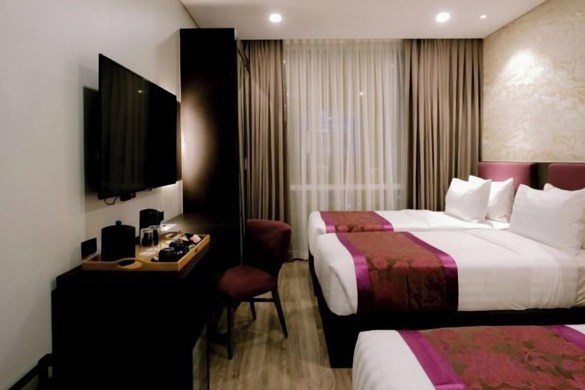 Hypo-allergenic bedding available, minibar, in-room safe, desk