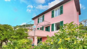 Apartamento família, 2 quartos, terraço (Ca Di Mamma Hillside) | Fachada
