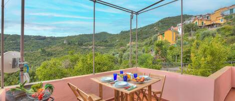 Family Apartment, 2 Bedrooms (Ca Di Mamma) | Terrace/patio