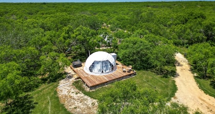 🏕Quiet Country Getaway 45 minutes to River Walk, Keurig, Hiking, Peddle Boat