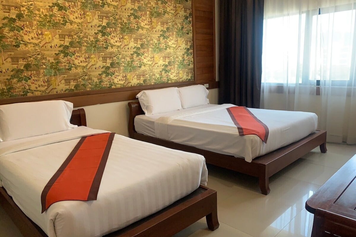 Superior Double or Twin | Egyptian cotton sheets, premium bedding, down duvets