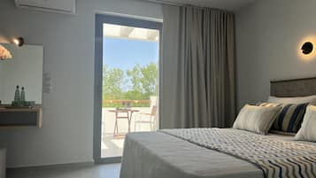 Comfort-herbergi með tvíbreiðu rúmi | Míníbar, ókeypis þráðlaus nettenging, rúmföt