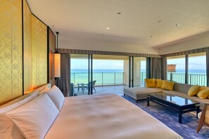 Panorama Corner Suite King, No Smoking (w/ Club Lounge&VIP Pool Bar Access, Additional children fee) | Premium bedding, down comforters, in-room safe, individually decorated - Ryukyu Hotel & Resort Nashiro Beach (Itoman)