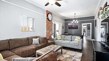 Smart TV, offices, computer monitors