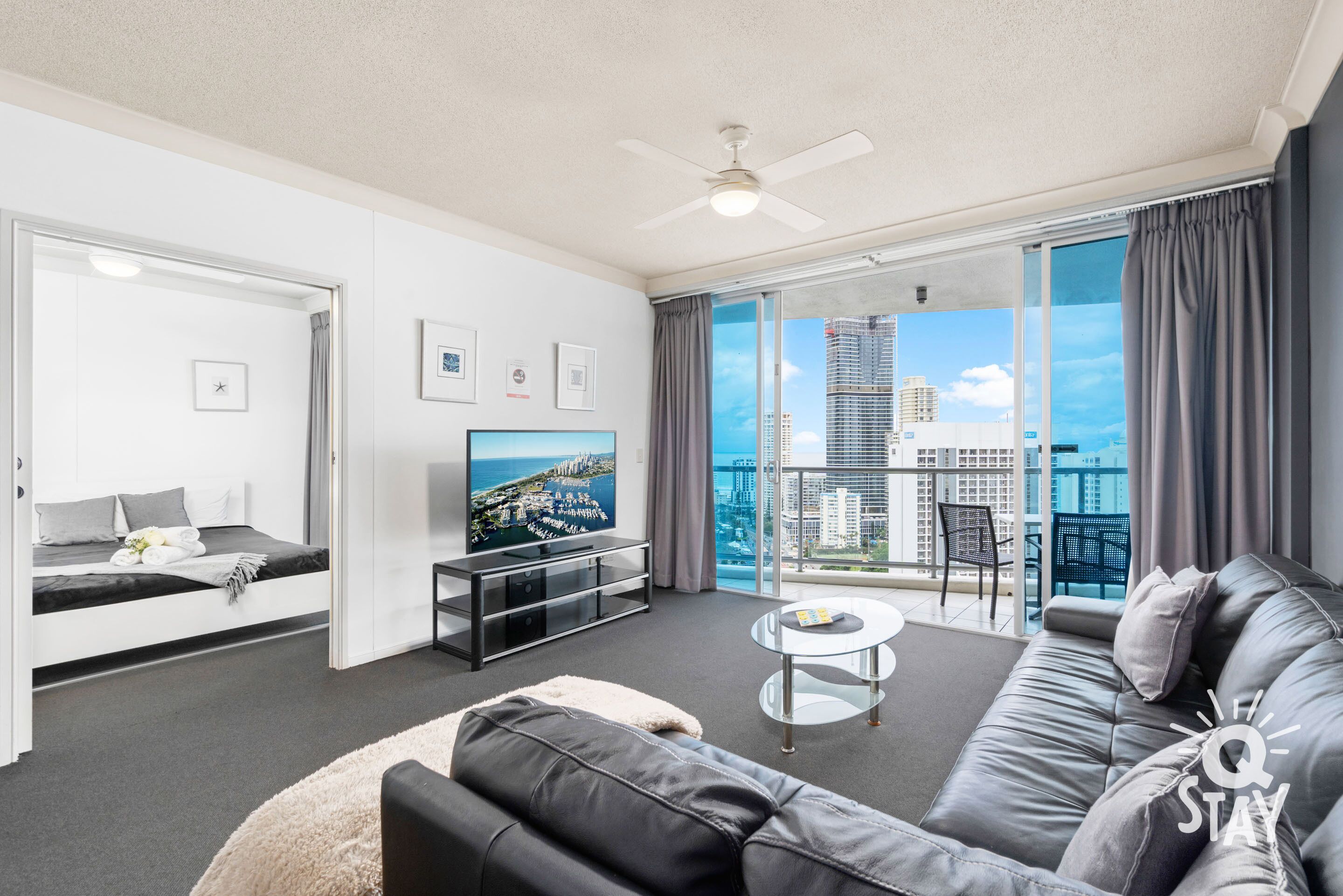♦️ Chevron Renaissance – 2 Bed 2 Bath Ocean view apartment — Q Stay