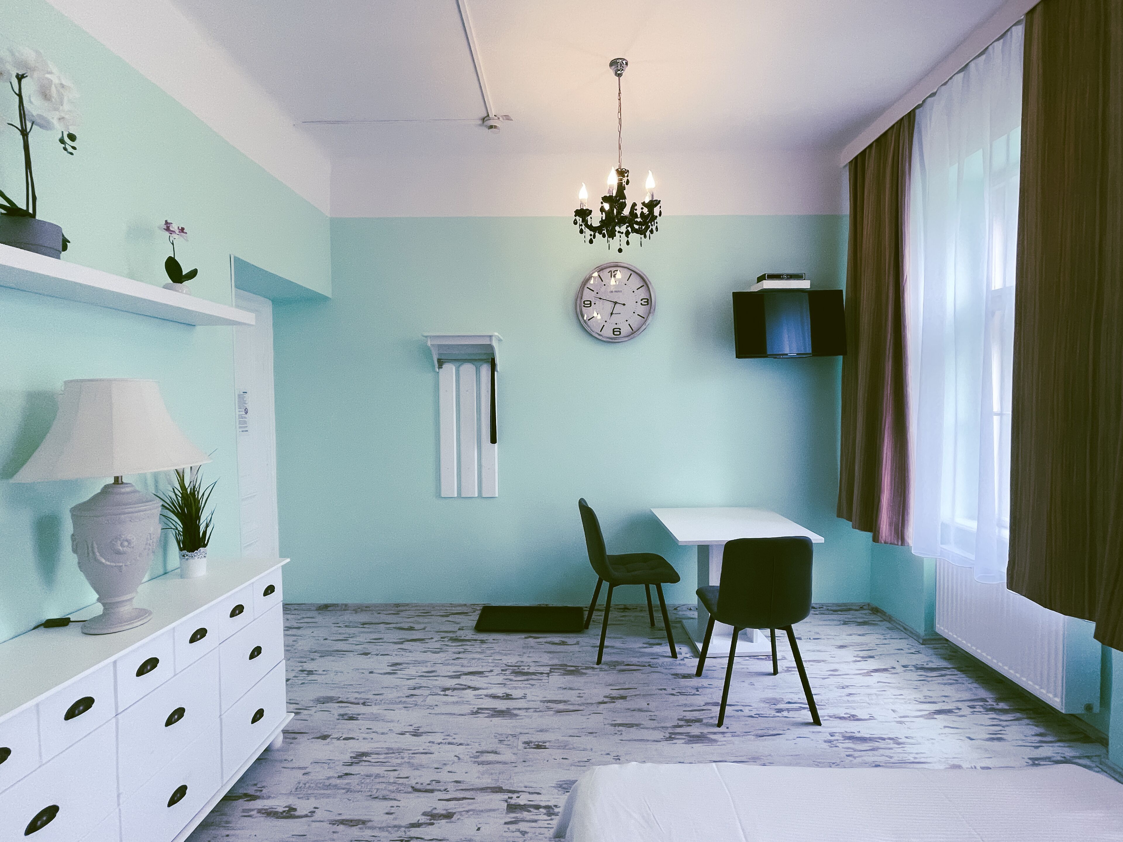 Photo - Hotel California